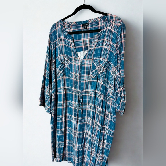 torrid Dresses & Skirts - Torrid Plaid Zip Front Mid Length Dress Size 3X